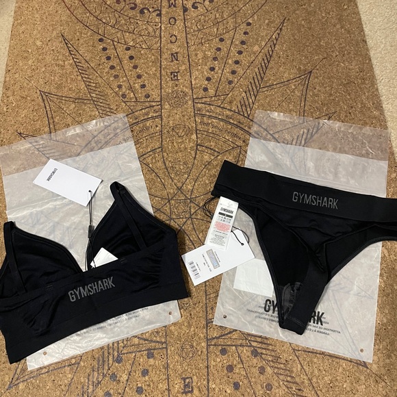 ‼️Sold‼️ Gymshark Bralette & Thong Black Small - Picture 2 of 7